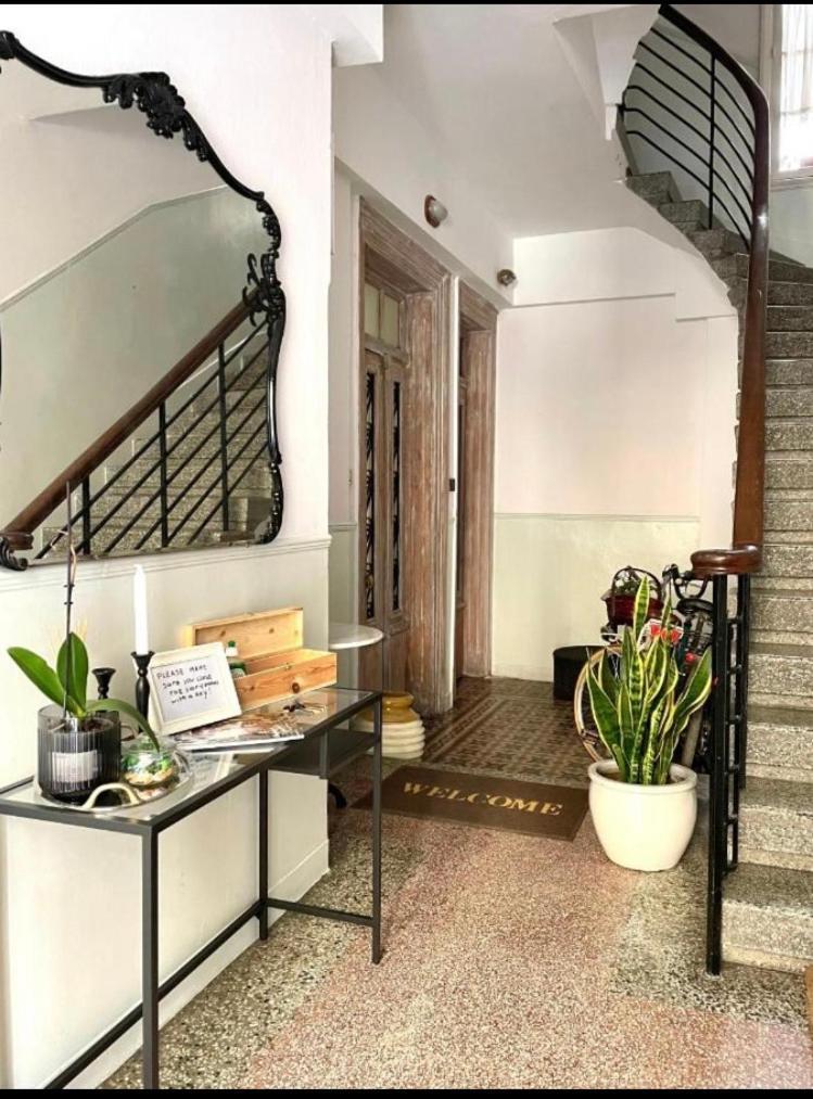 Konstantinos'S Luxury Vintage Apartment Szaloniki Kültér fotó